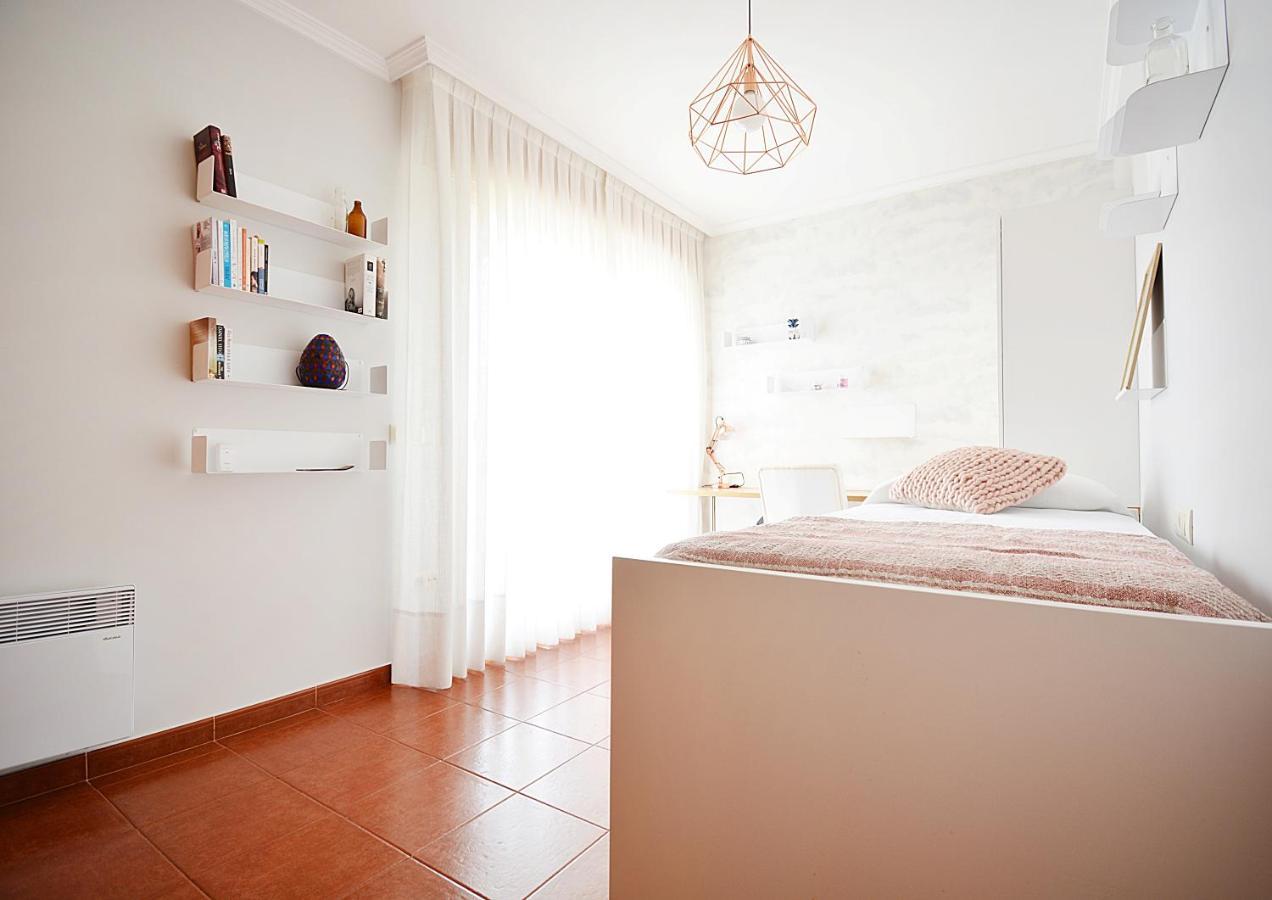Galihost - Apartamento Con Piscina En El Centro De Sanxenxo Exterior photo